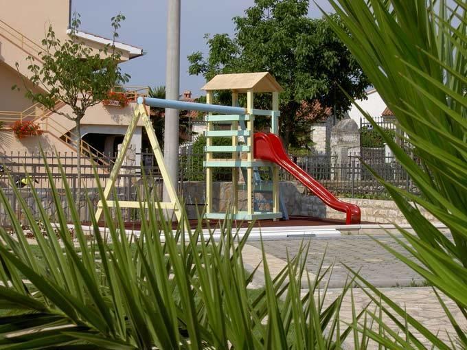 Apartments Kori Фунтана Екстериор снимка