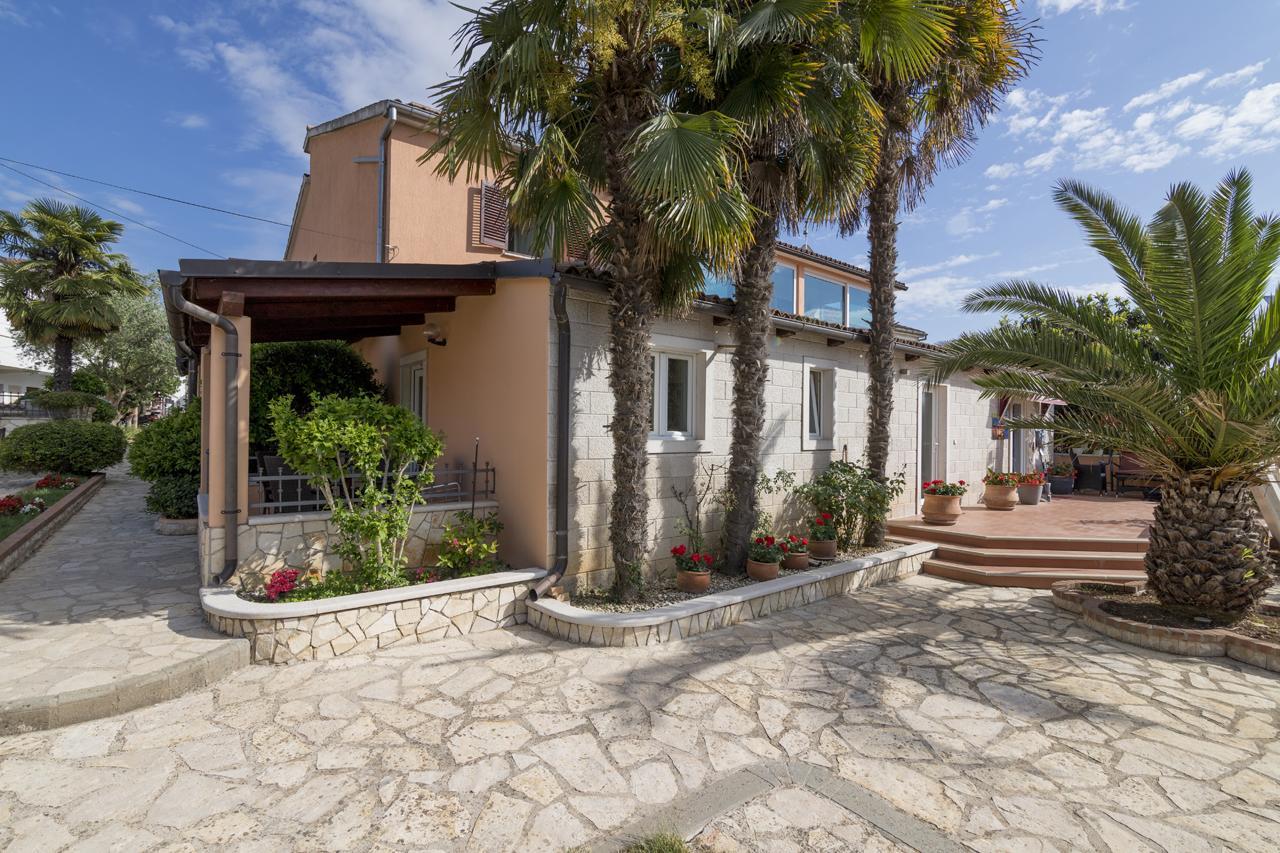 Apartments Kori Фунтана Екстериор снимка