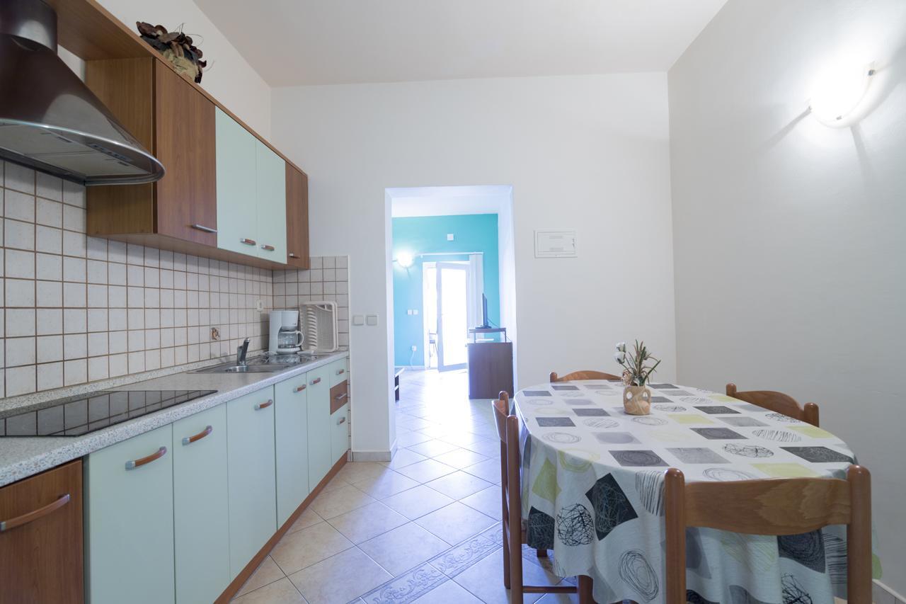 Apartments Kori Фунтана Екстериор снимка