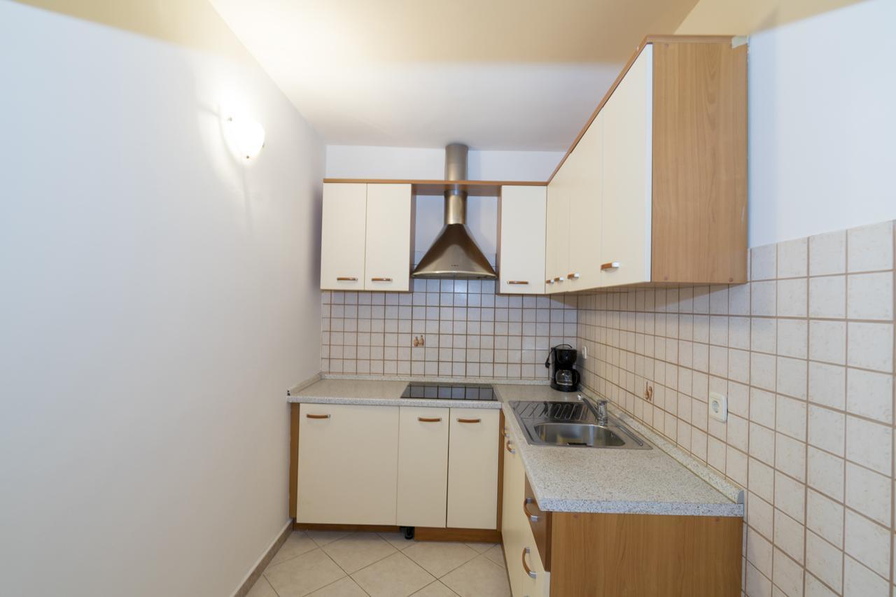 Apartments Kori Фунтана Екстериор снимка